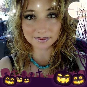 Meet your Posher, Dani